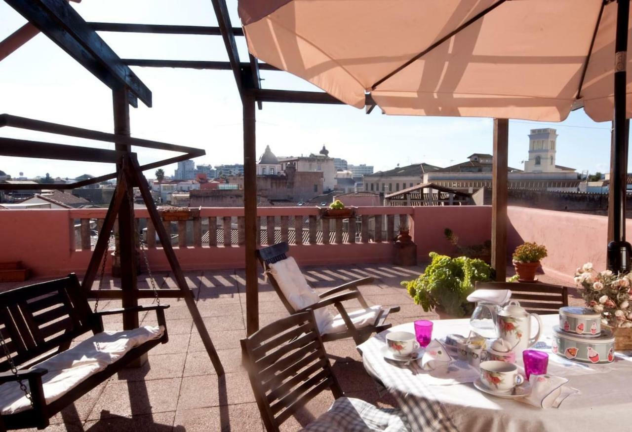 Appartamento Attico in centro con vista della torre - Cozy penthouse facing to the tower Oristano Esterno foto